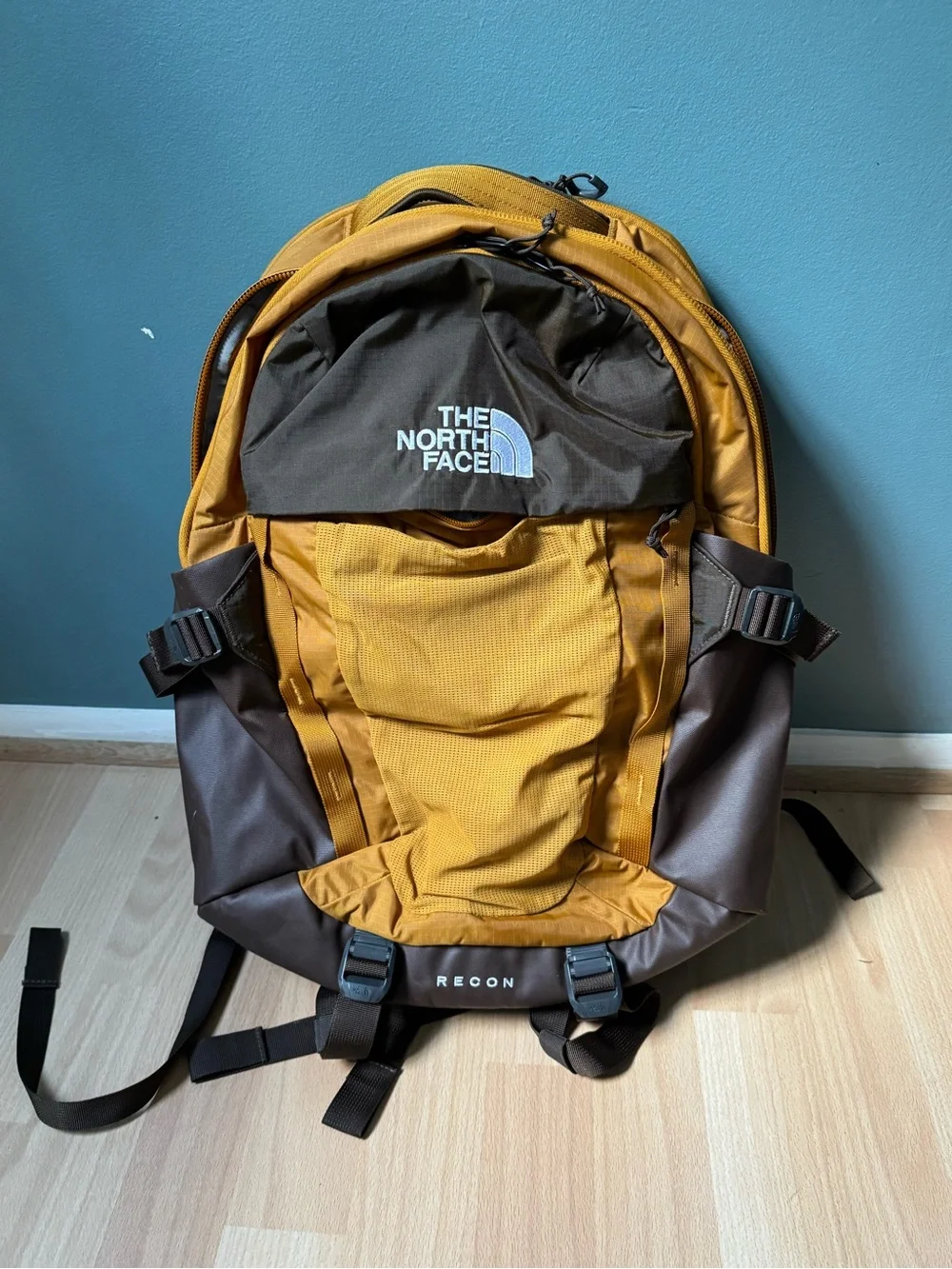 The North Face Men’s Recon Laptop Backpack